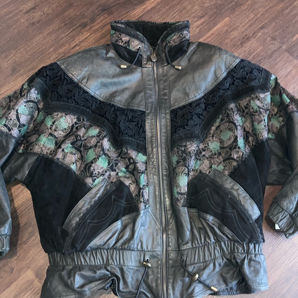 Wilson’s Women's  vintage Black and Green leather Jacket size L - Picture 2 of 8